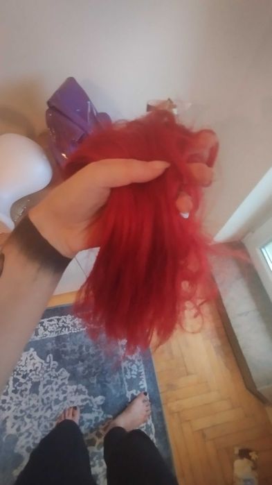 Czerwona Długa Peruka z ludzkich włosów