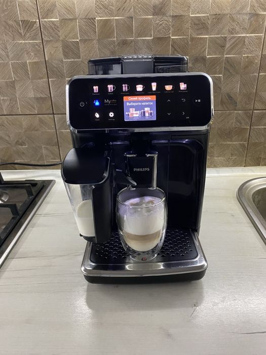Кавомашина Philips LatteGo EP5441 Series 5400 Відмінний стан є Вибір