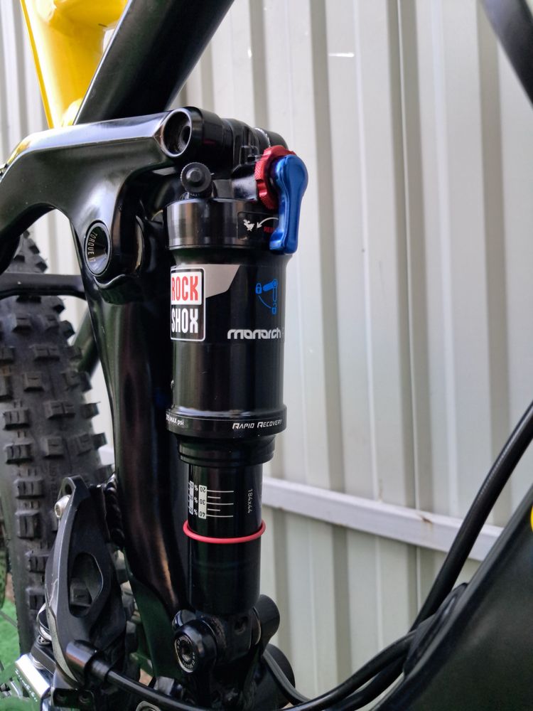 Canyon Neuron Велосипед Двохпідвіс 29 колеса Mavic Rock Shox Monarch