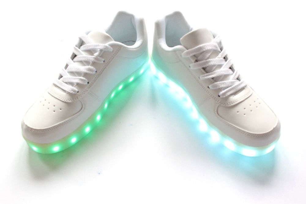 Świecące buty LED biale superstar niske trampki adidasy