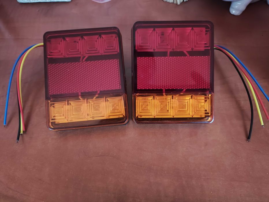 2 lampy tylne LED + wtyczka 7pin do przyczepy