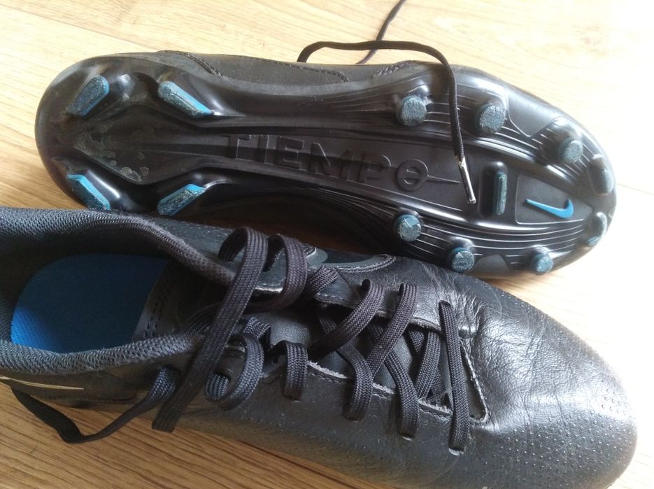 Buty, korki piłkarskie Nike Tiempo, 40,5
