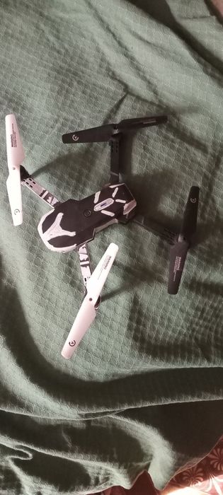 FPV дрон ,квадрокоптер