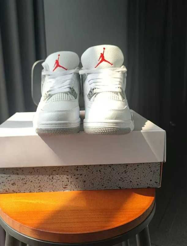 Black\WhiteOreo*DamskieJordan 4 RetroUnisexTrampki r.40