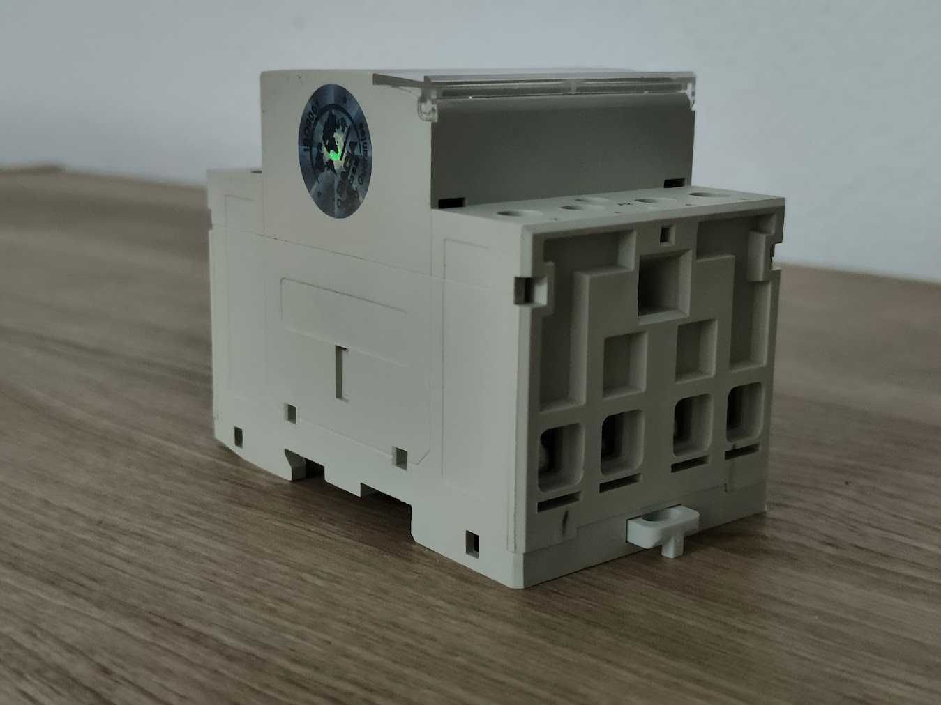 Contactor/Relé 4P 40A 400V - GACIA