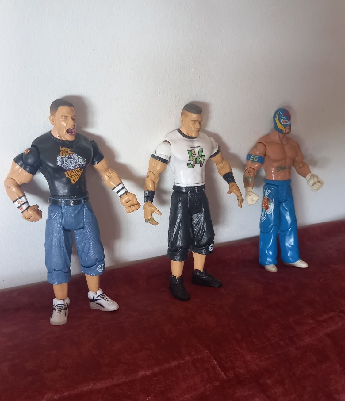 Conjunto 3 bonecos WWE (usados)