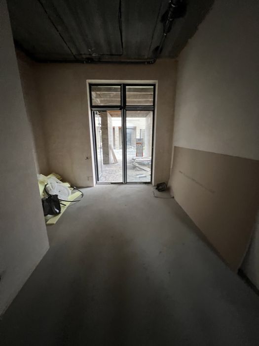 220000 продам дом с выходом на Днепр вишеньки. Рядом осокорки золоче