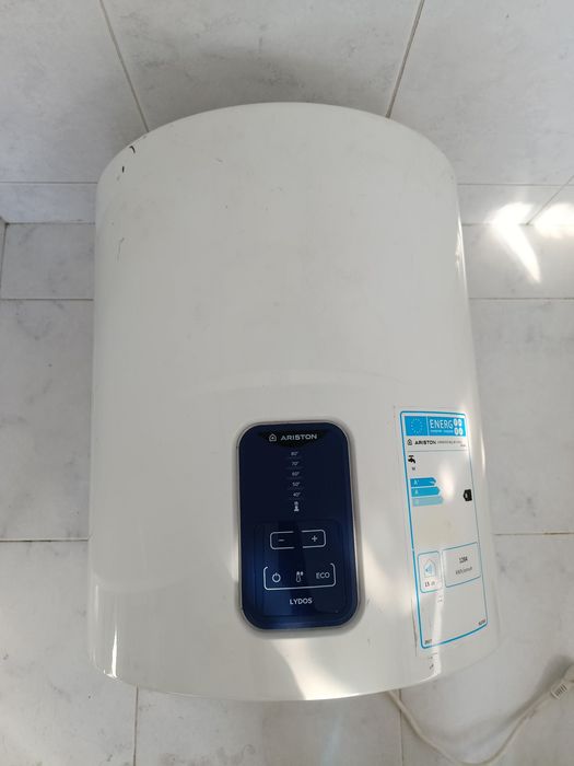 Termoacumulador Ariston Lydos