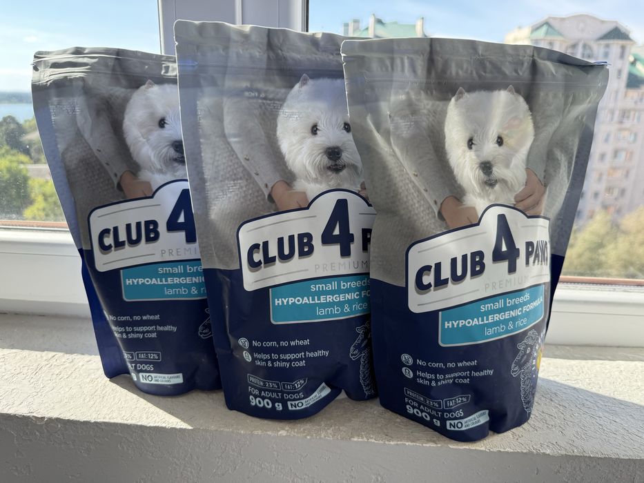 Корм для собак клуб 4 лапи