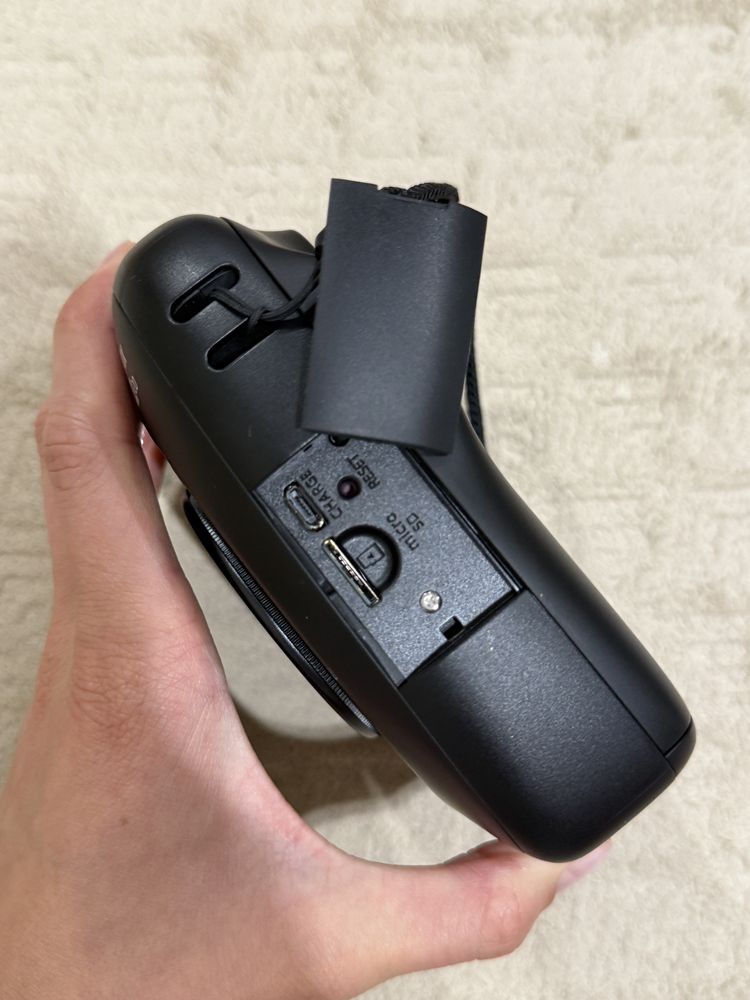 Камера Instax sq20