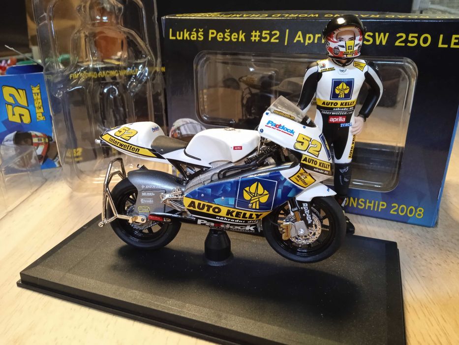 ABREX 1/18 Conjunto Mota e Piloto Campeonato do Mundo Estr 250cc 2008