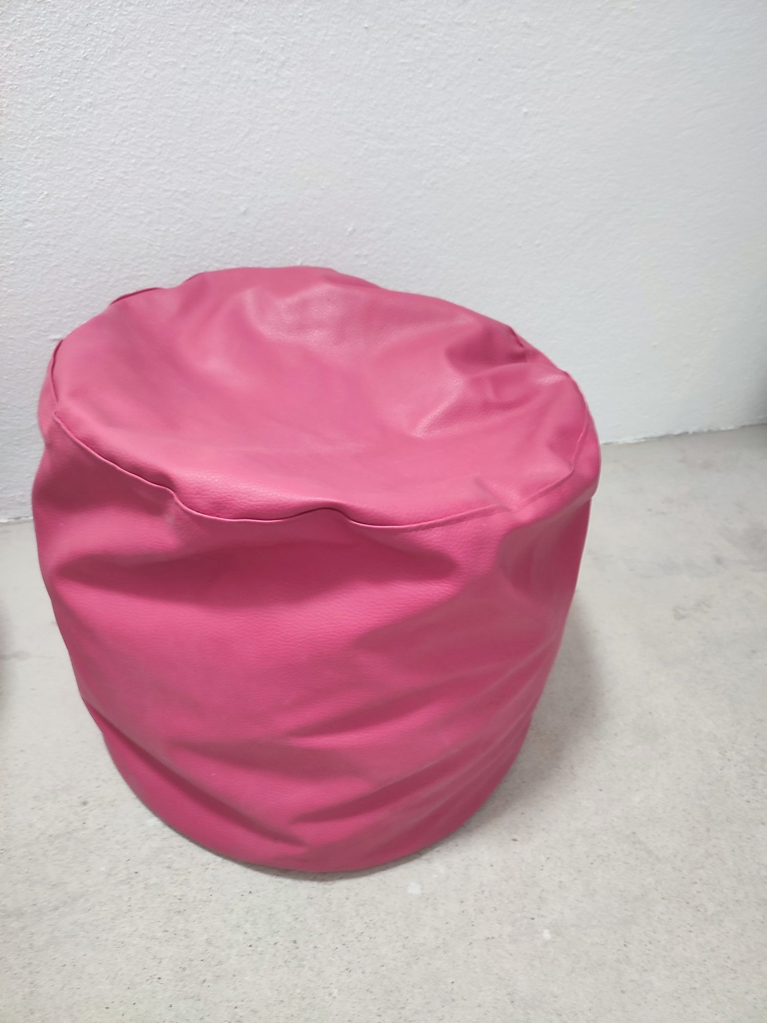 2 puffs ( verde e rosa)