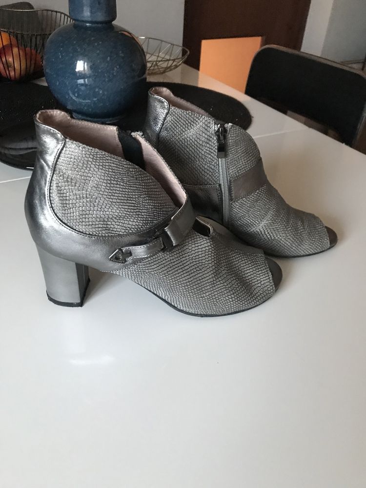 Botki Eksbut skóra nat.39