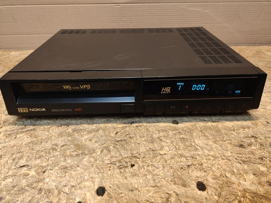 Magnetowid ITT Nokia VHS VR 3968