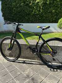 Bike BTT como nova