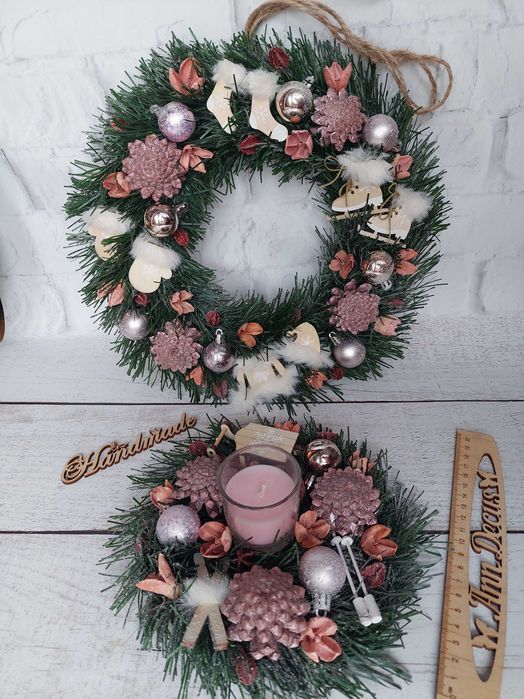 Świąteczny wianek na drzwi. Wieniec bożonarodzeniowy. Handmade