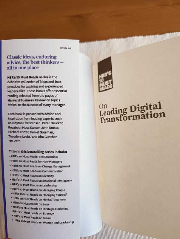 książka  "HBR's 10 Must Reads on Leading Digital Transformation"