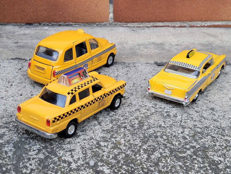 Kolekcja 1:40 Chevrolet Bel Air London Taxi 1:34 Zestaw