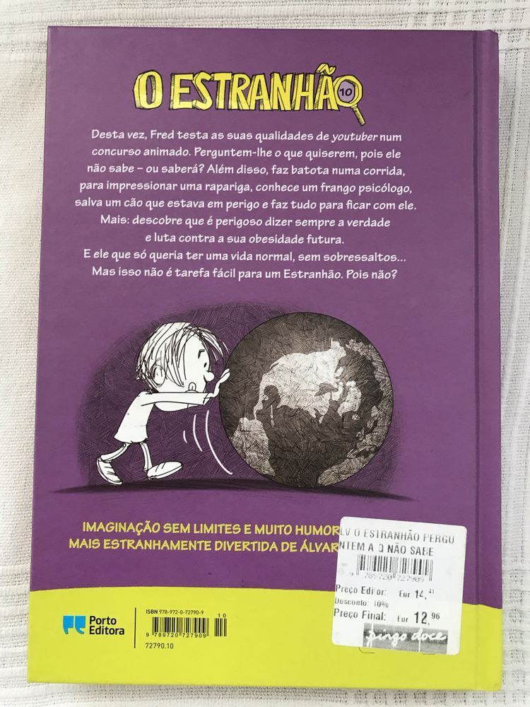 Livros “O Estranhão”, de Álvaro Magalhães, 1, 2, 6 e 10