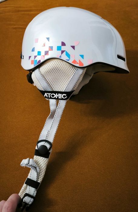 Kask narciarski Atomic