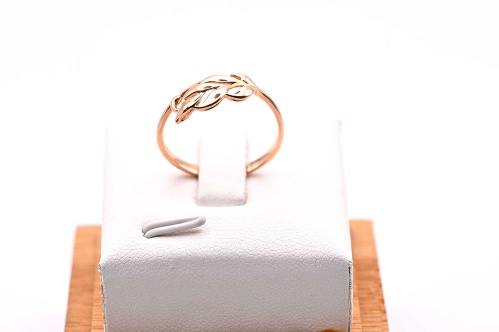 Piękny ażurowy pierścionek w stylu vintage z listkiem złoto 583 R:20