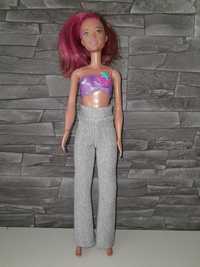 Dzwonu jeansy dla lalki w typie Barbie