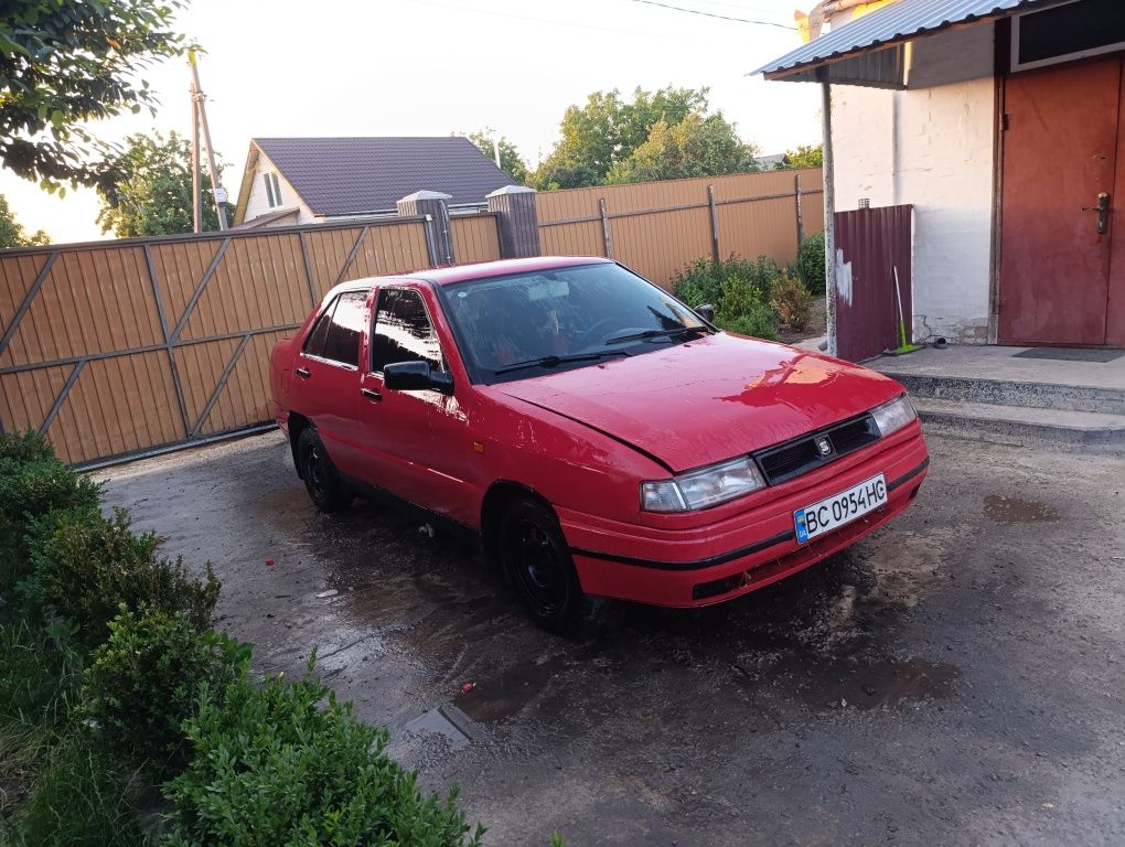 Продам Сеат на ходу