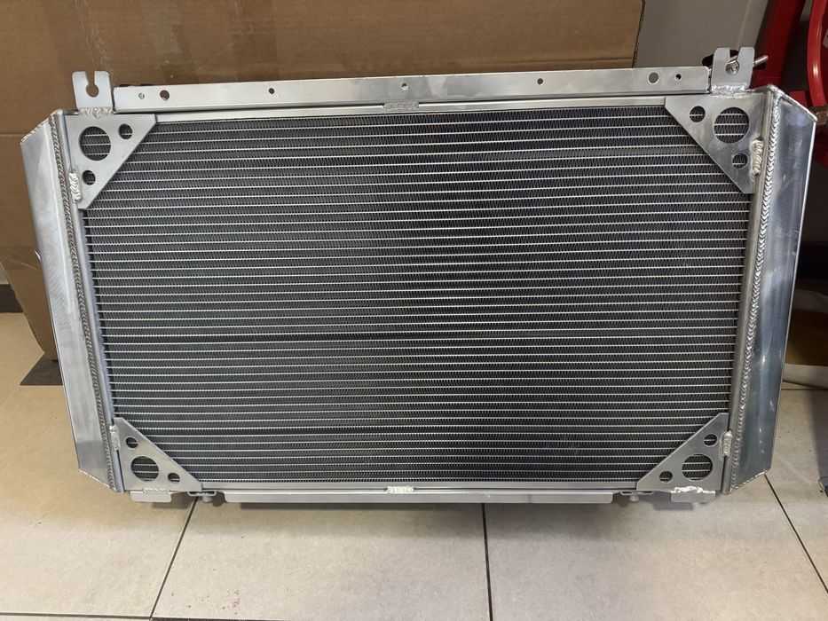 Радіатор збільшений NISSAN Patrol Y60