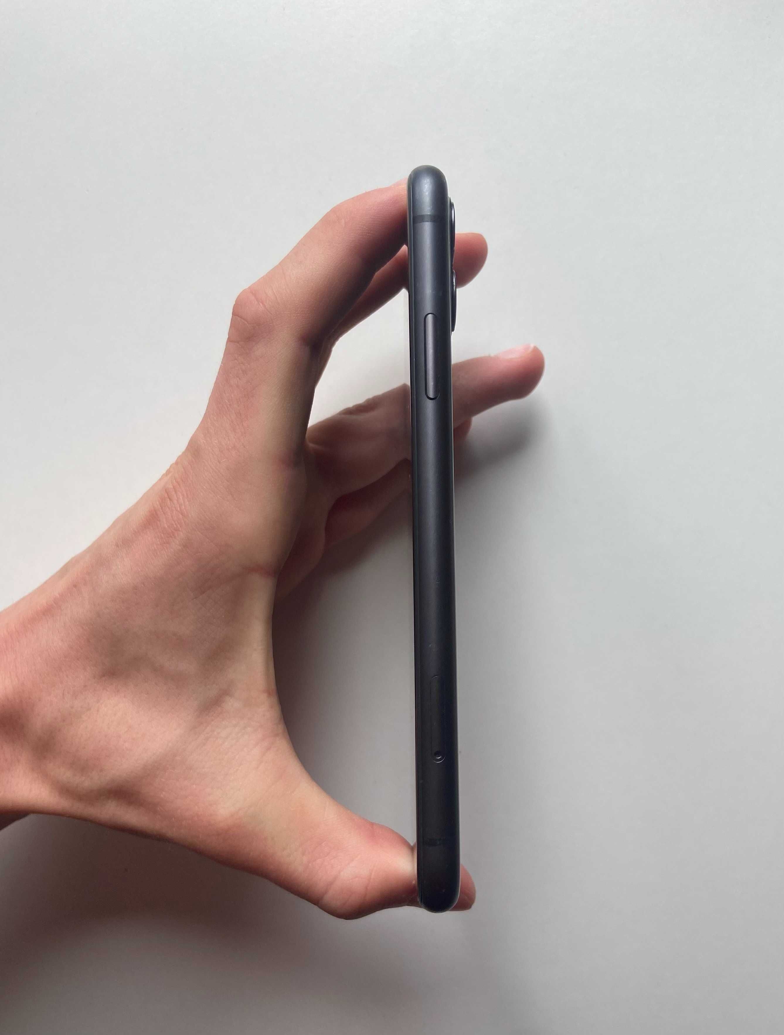 iPhone 11 64GB Czarny – Ekran Jak Nowy + Etui + Gratisy!