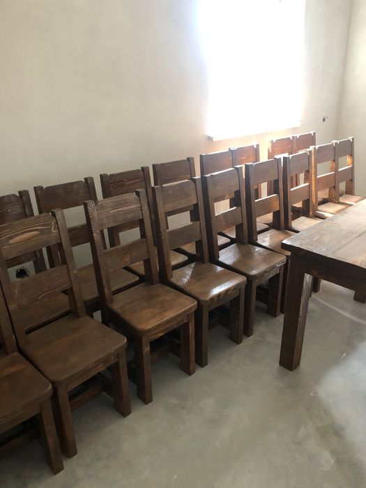 Столи та стільці