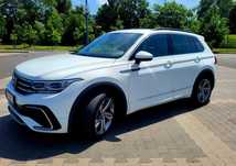 Volkswagen Tiguan VOLKSWAGEN TIGUAN R-LINE 200KM, 4x4, Pakiet Premium, DSG, 1 Właściciel