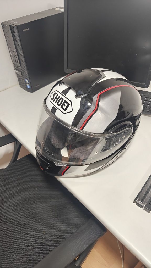 Capacete neotec 1