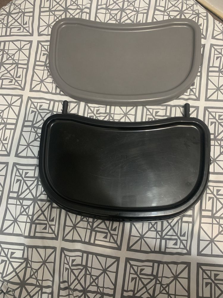 Дитячий стілець для годування Carrello Apricus