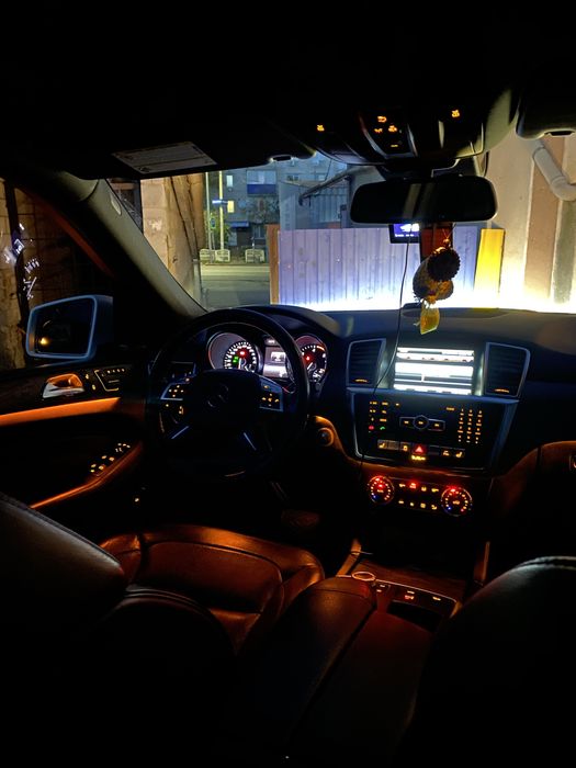 Mercedes ML 350 W166