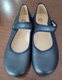 Sapatos Pele Azuis 34