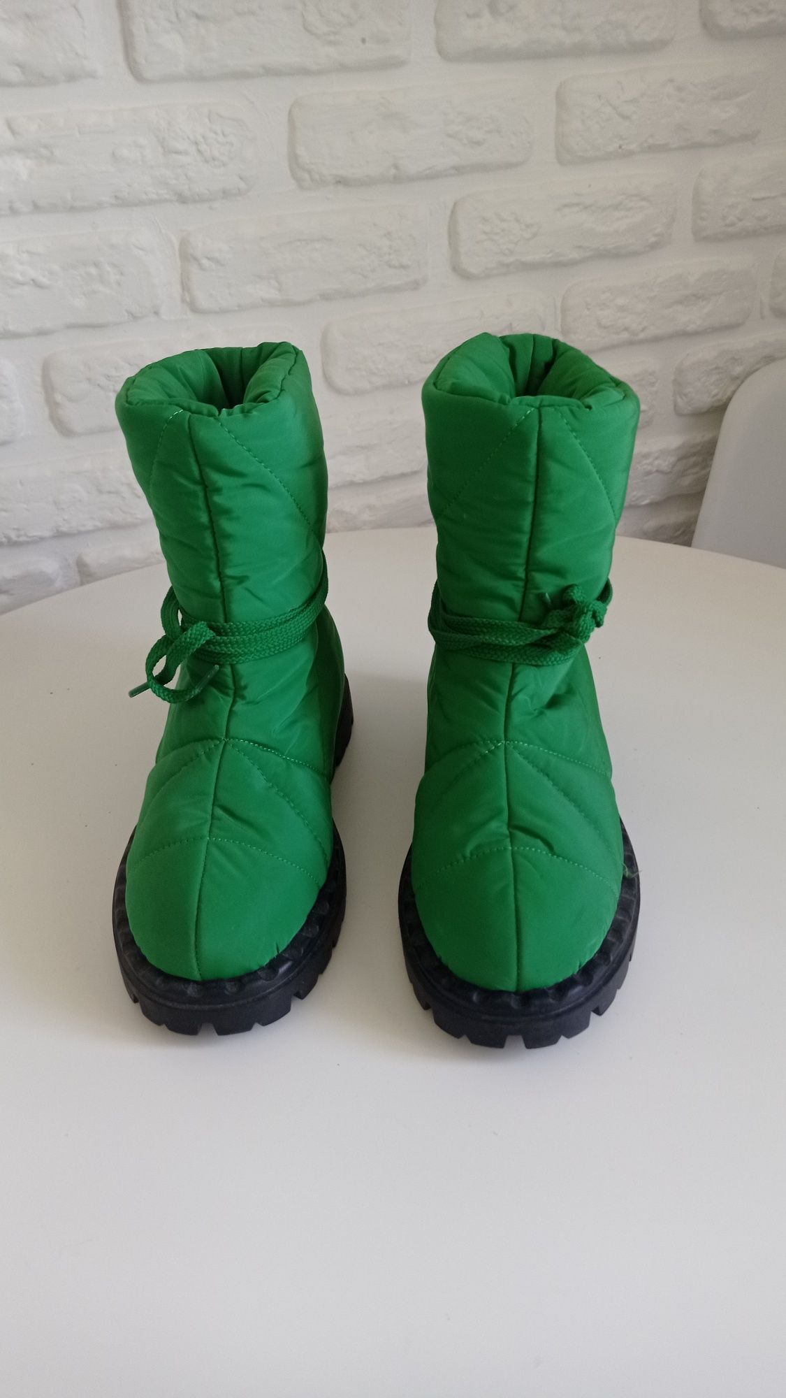 Дутики, ботинки зимние, зелёные.
