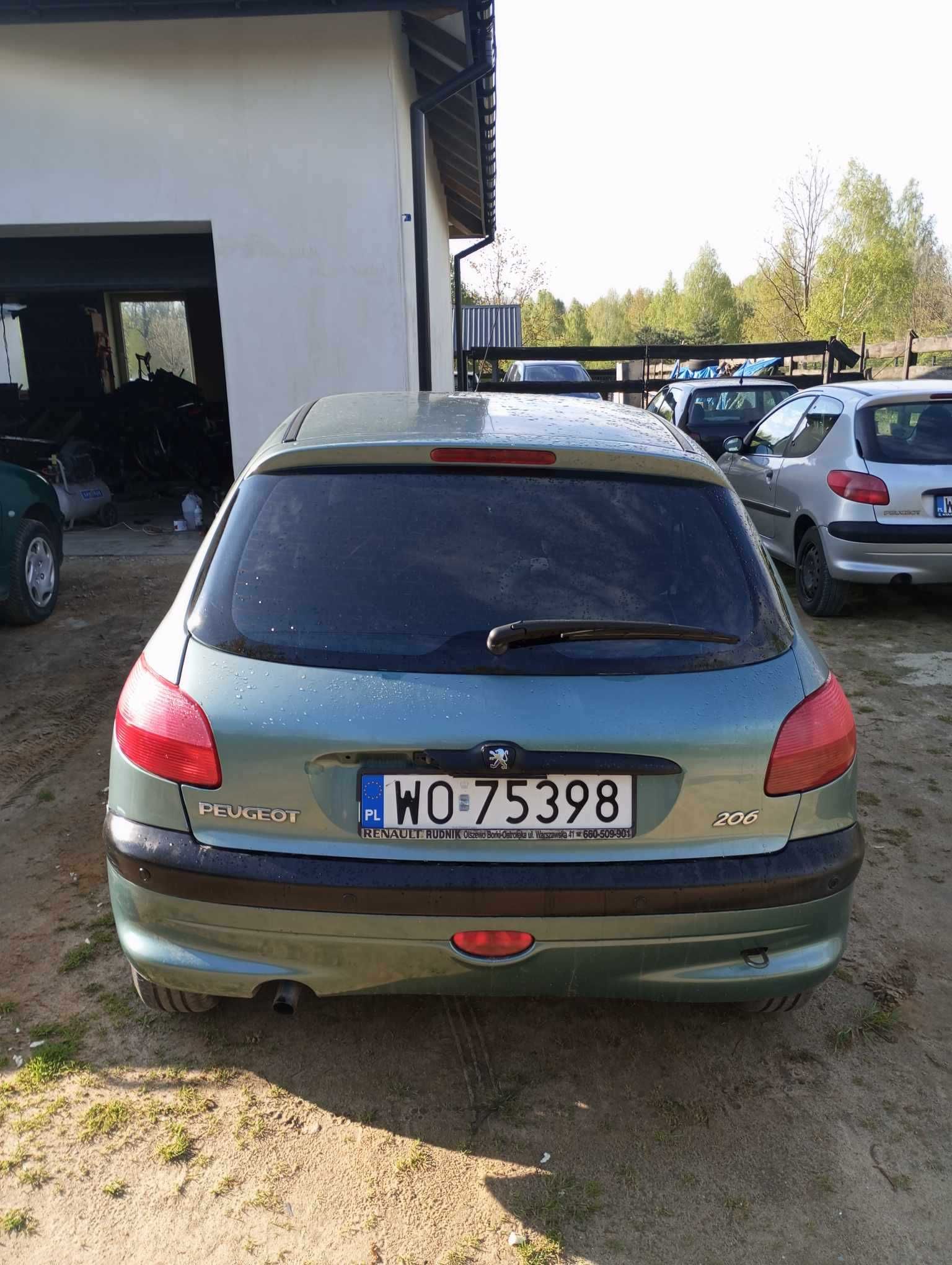 Peugeot 206 1.4 benzyna