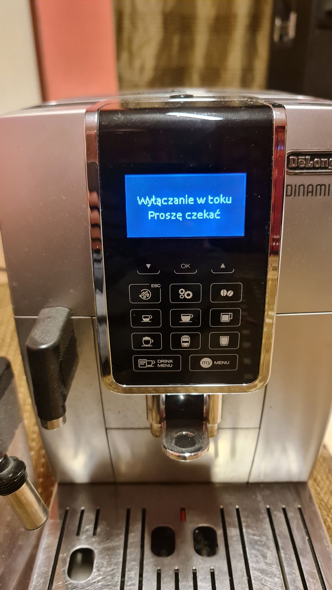 Expres ciśnieniowy DeLonghi Dinamica