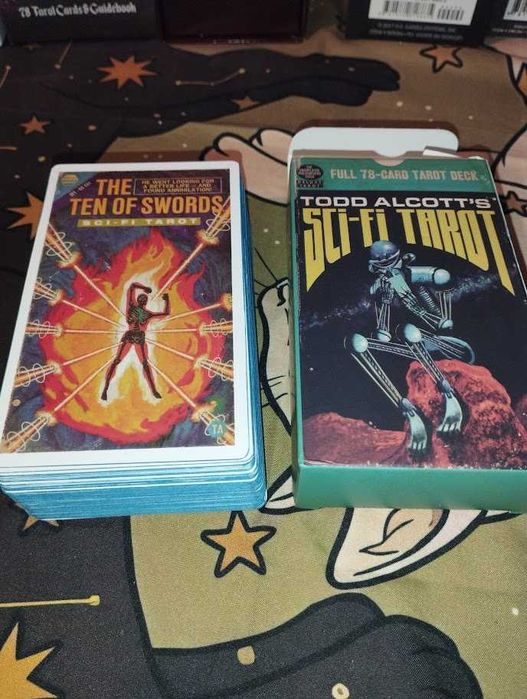 Карти Таро 12*7 в твердих і звичайних коробках, Алі і Тему, стан нових