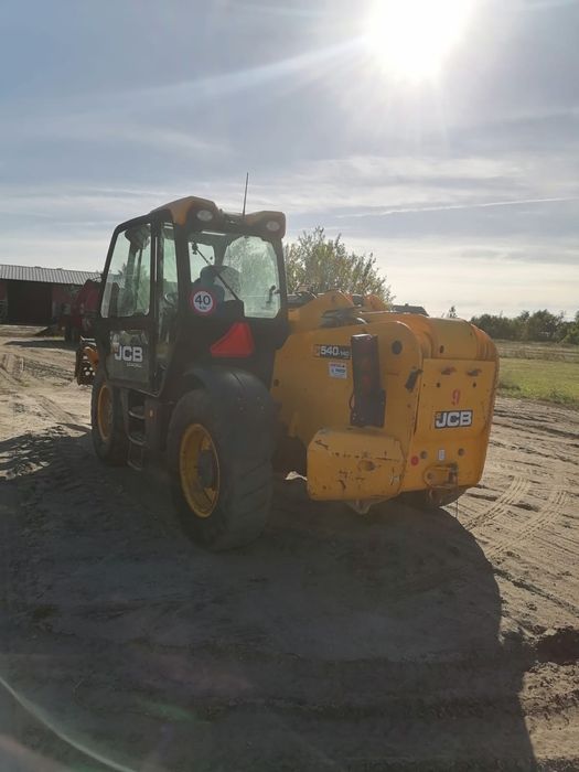 Ładowarka teleskopowa JCB 540-140