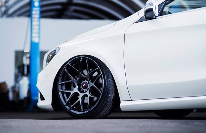 Japan Racing JR18 / Pełna oferta / 5x112 5x114.3 5x120 / AUDI BMW VW