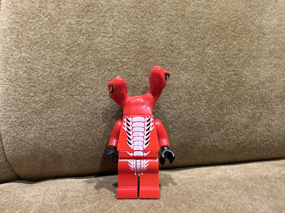 Minifigurka Fangdam z Lego Ninjago