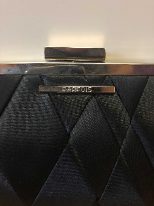 Clutch preta de festa PARFOIS