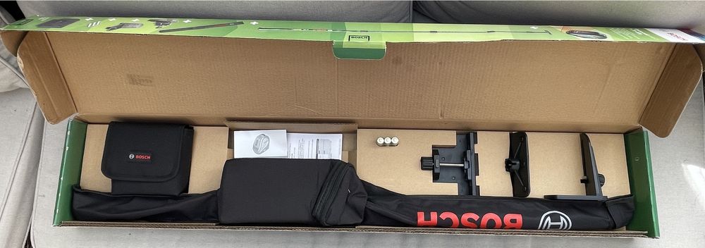 Bosch laser krzyżowy Universal Level 3 + TP320 komplet teleskop NOWY