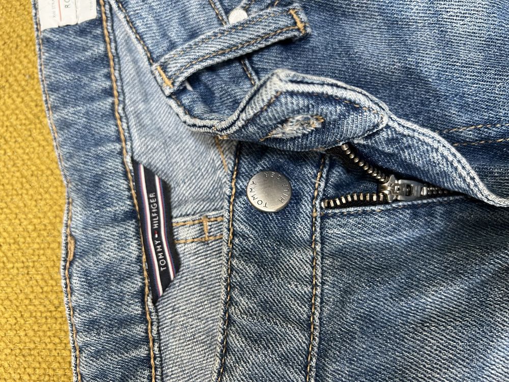 Жіночі джинсові шорти fommy hilfiger, розмір 29
