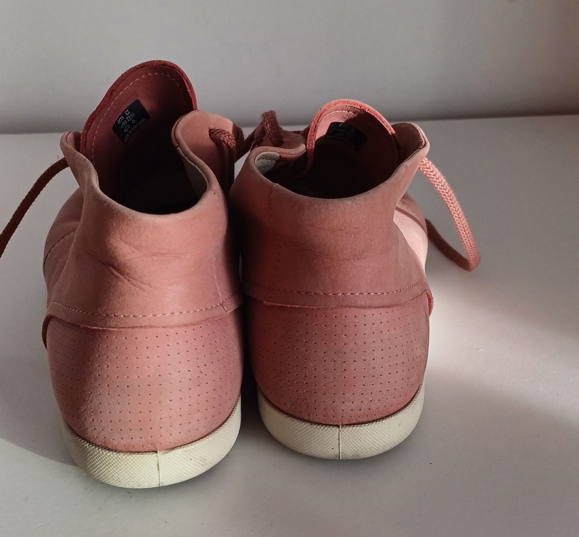 Botas em pele ECCO 37