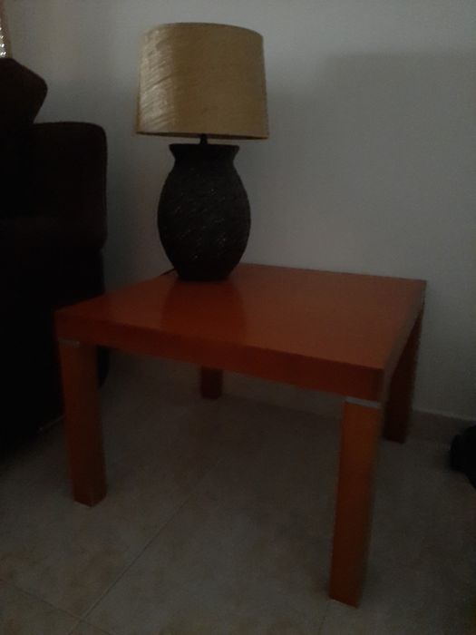 Móvel Sala, mesa apoio, vaso decorativo