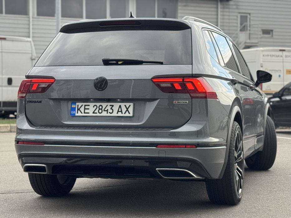 Volkswagen Tiguan R line