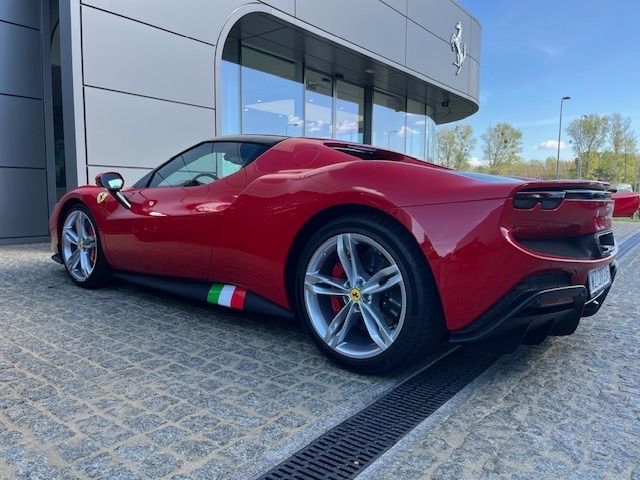 Ferrari 296 GTB Ferrari 296GTB stan idealny salon Polska