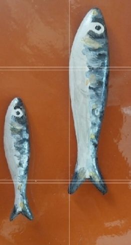 Sardinhas de cerâmica